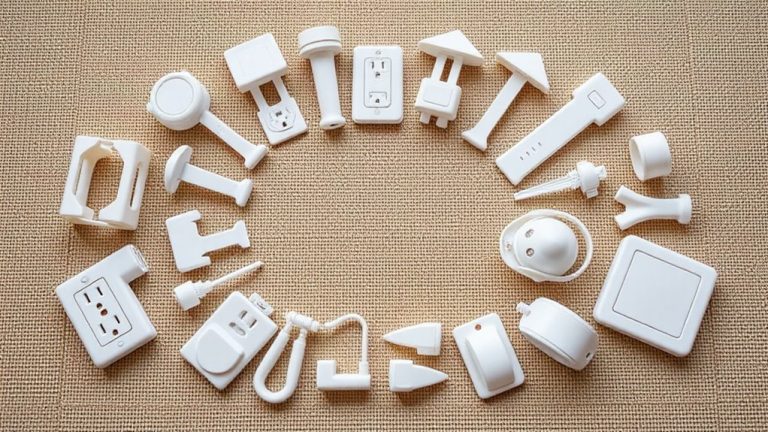 baby proofing safety kits